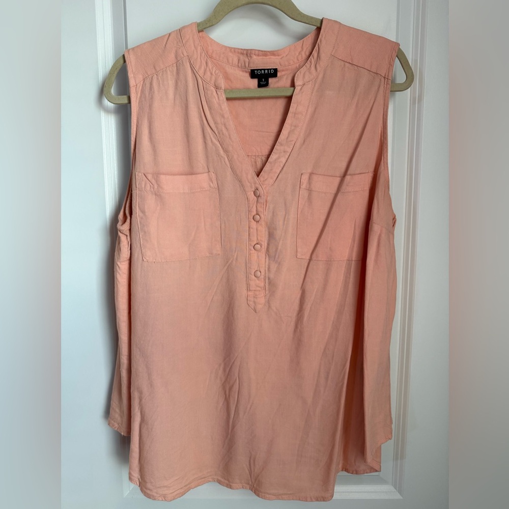 Torrid Peach Button-Front Sleeveless Blouse